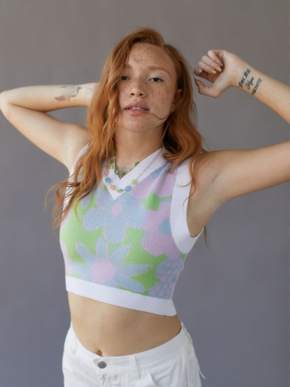 Urban Outfitters - Floral Pastel Randi Shrunken Sweater Vest - Size M
